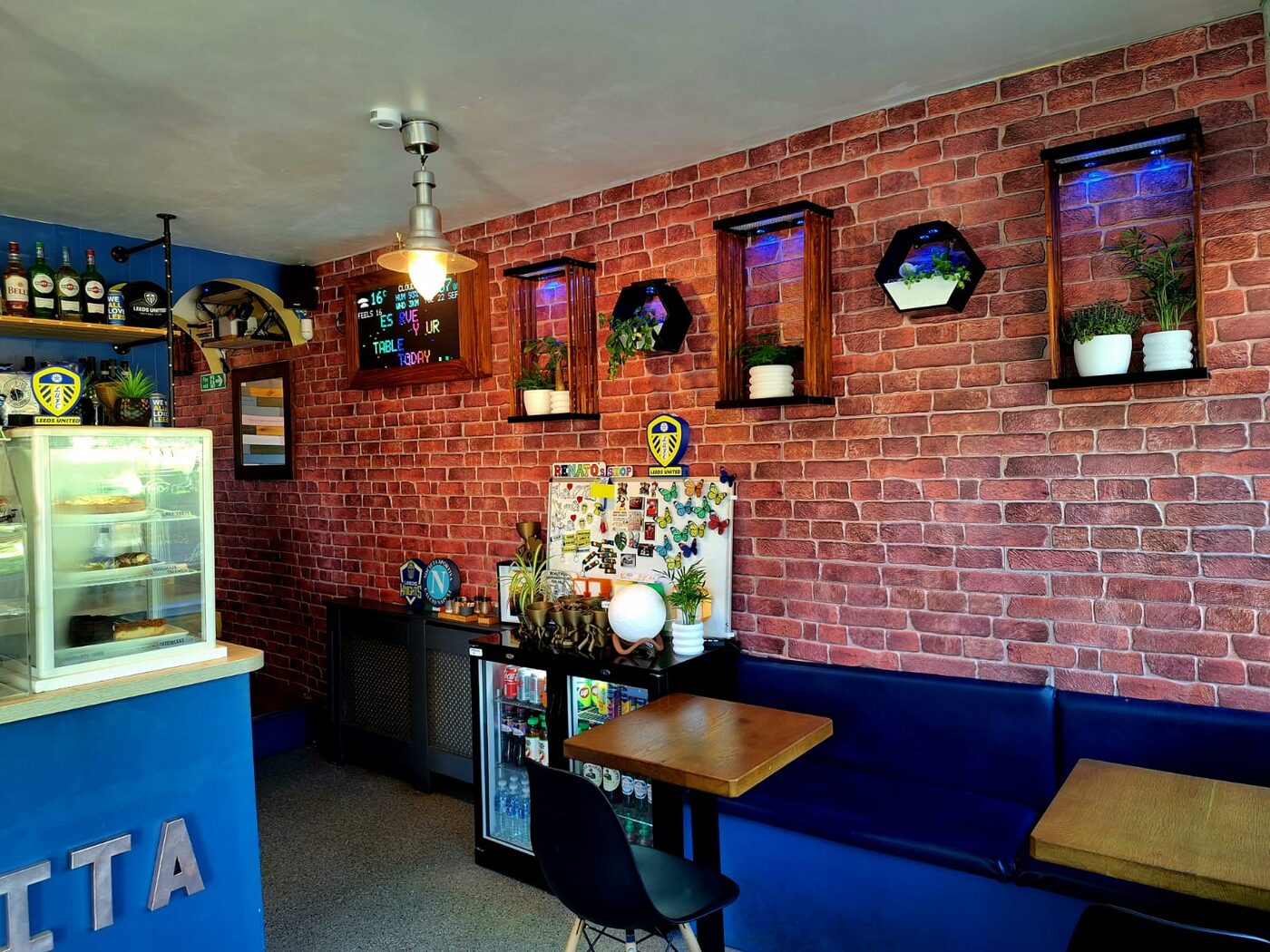 Dolce Vita counter, blue